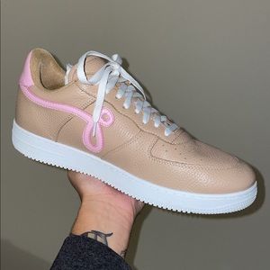 John Geiger “Linen” size 12